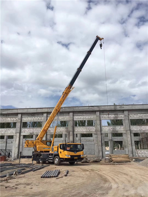 荣昌区吊装作业前会做设备检查吗？安全保障措施有哪些？